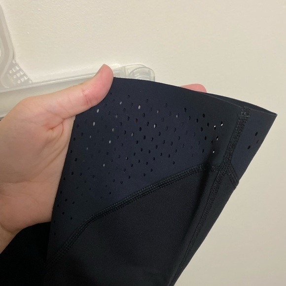 Lululemon Anew Crop (21") - Picture 6 of 9